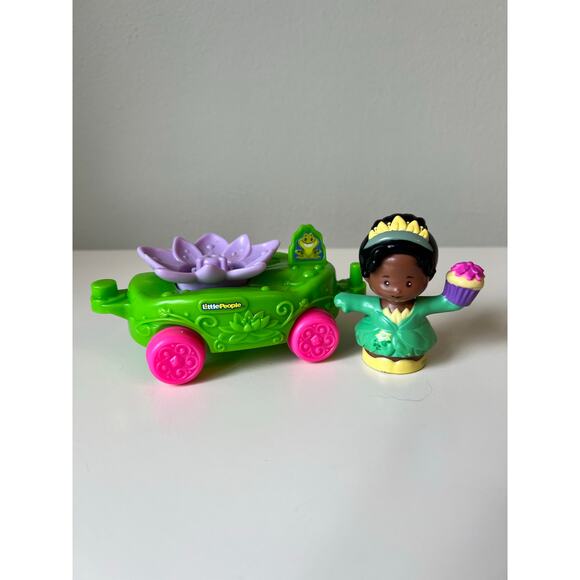 Fisher-Price Disney Princess Parade Tiana & Prince Naveen's Float - Picture 6 of 8